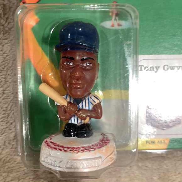 Original Micro Stars, Tony Gwynn - Picture 2 of 4